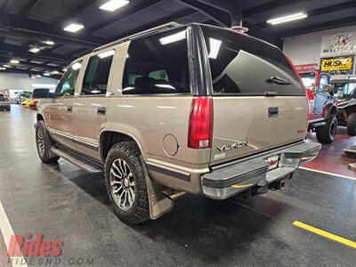 1999 GMC Yukon SLT   - Photo 8 - Bismarck, ND 58503