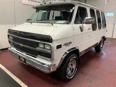 1992 CHEVROLET G-SERIES   - Photo 2 - Bismarck, ND 58503