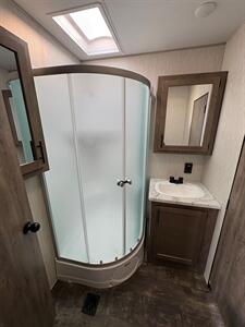 2021 Forest River Cherokee WOLF PACK 23 15   - Photo 17 - Bismarck, ND 58503