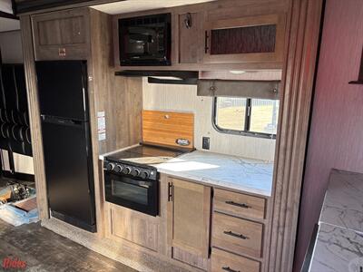 2021 Forest River Cherokee WOLF PACK 23 15   - Photo 14 - Bismarck, ND 58503