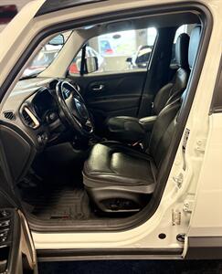 2016 Jeep Renegade Limited   - Photo 11 - Bismarck, ND 58503