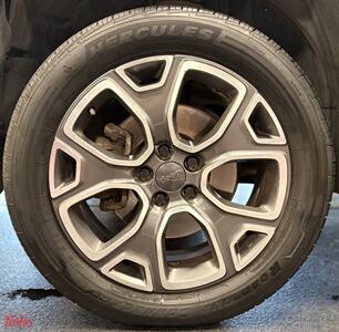 2016 Jeep Renegade Limited   - Photo 6 - Bismarck, ND 58503