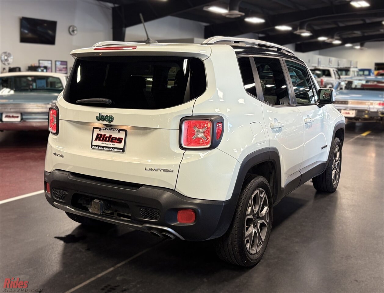 2016 Jeep Renegade Limited   - Photo 21 - Bismarck, ND 58503