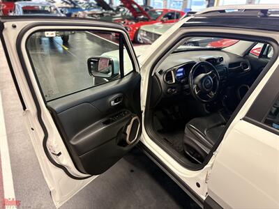 2016 Jeep Renegade Limited   - Photo 9 - Bismarck, ND 58503