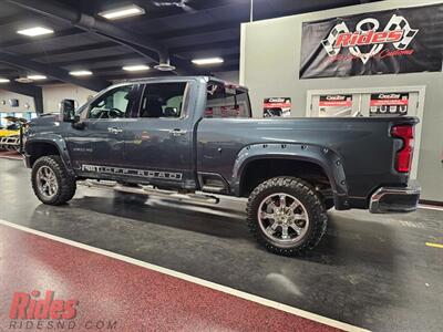 2020 Chevrolet Silverado 2500 LTZ   - Photo 9 - Bismarck, ND 58503