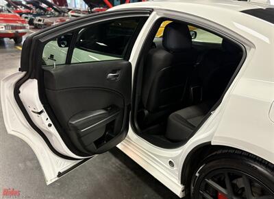 2018 Dodge Charger R/T Scat Pack   - Photo 16 - Bismarck, ND 58503