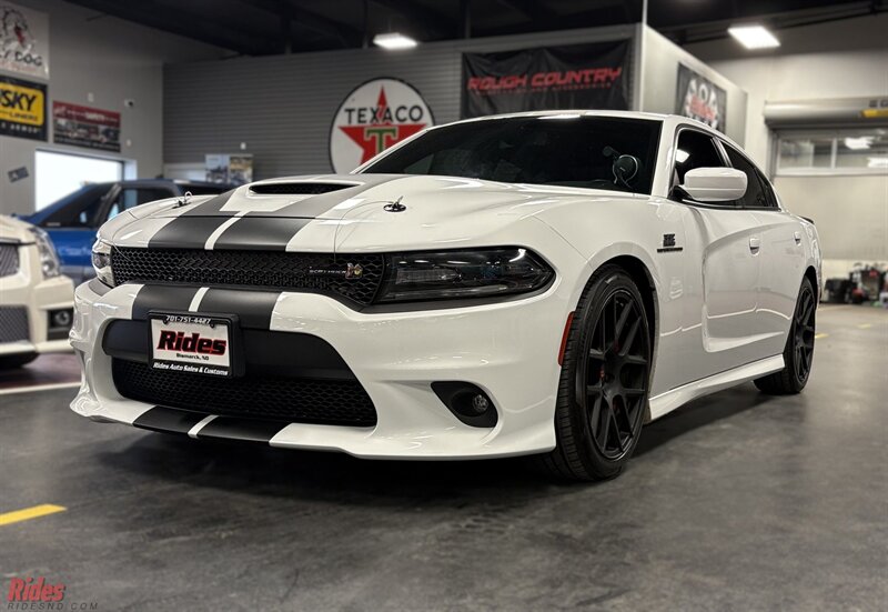 2018 Dodge Charger R/T Scat Pack  