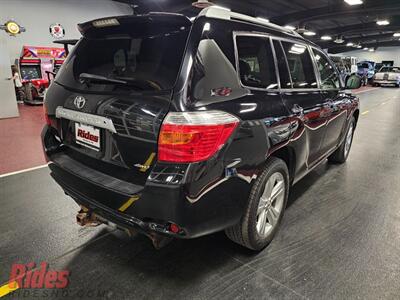 2010 Toyota Highlander Limited   - Photo 11 - Bismarck, ND 58503