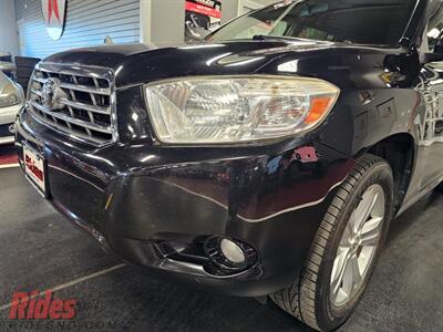 2010 Toyota Highlander Limited   - Photo 2 - Bismarck, ND 58503