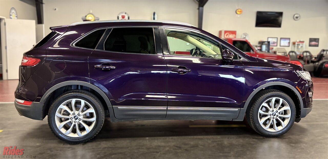 2015 Lincoln MKC Select Plus   - Photo 26 - Bismarck, ND 58503