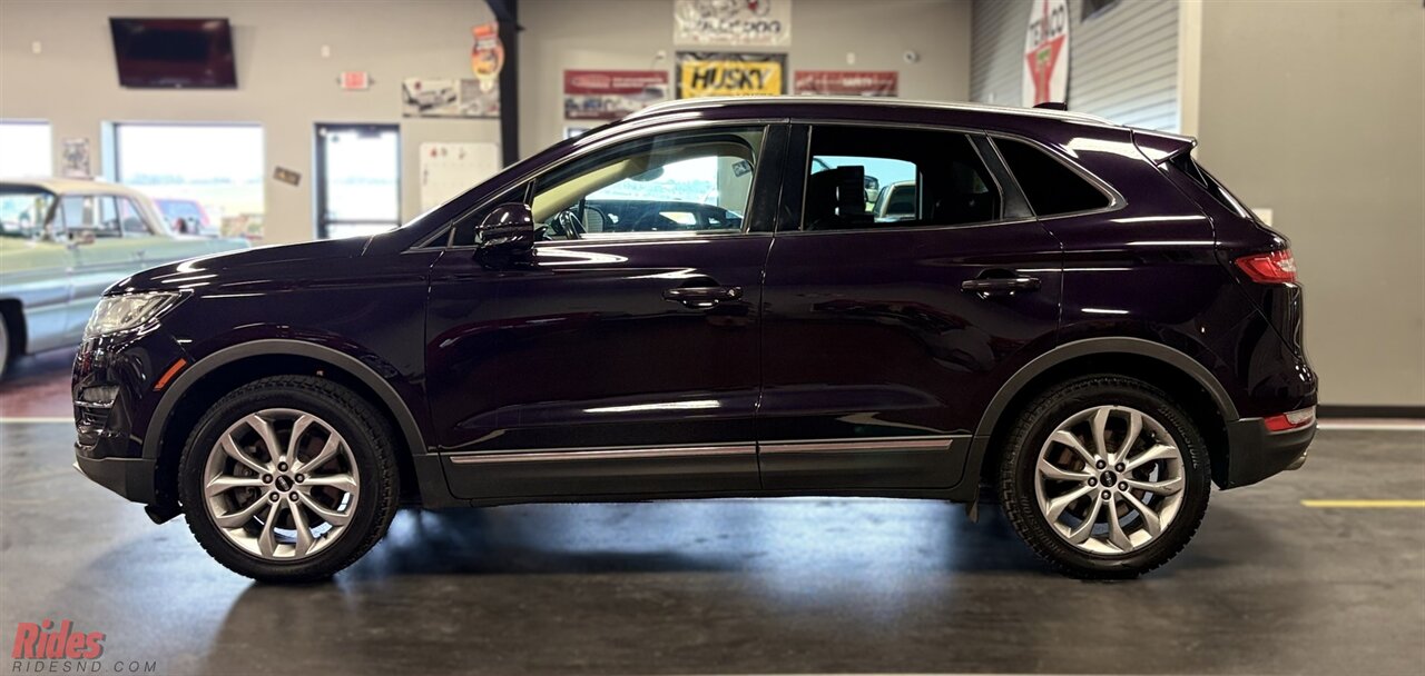 2015 Lincoln MKC Select Plus   - Photo 4 - Bismarck, ND 58503
