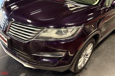 2015 Lincoln MKC Select Plus   - Photo 3 - Bismarck, ND 58503