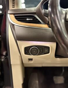 2015 Lincoln MKC Select Plus   - Photo 47 - Bismarck, ND 58503