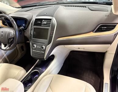 2015 Lincoln MKC Select Plus   - Photo 34 - Bismarck, ND 58503