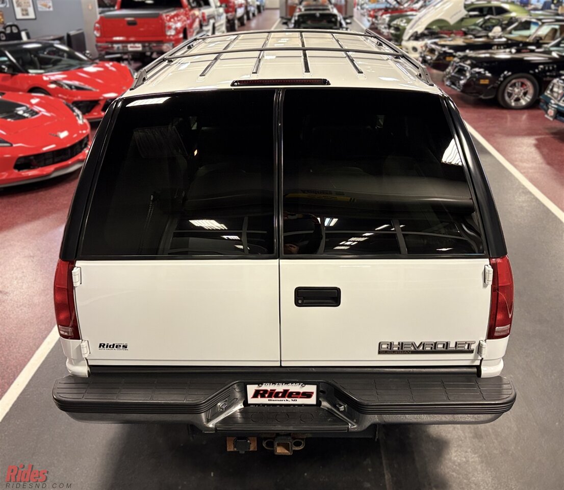 1999 Chevrolet Suburban K1500 LT   - Photo 44 - Bismarck, ND 58503