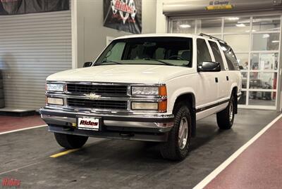 1999 Chevrolet Suburban K1500 LT SUV