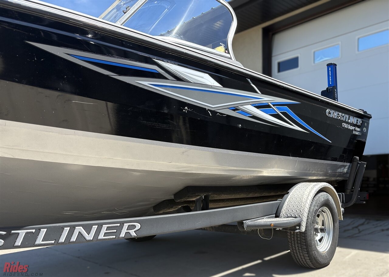 2016 CRESTLINER 1750 SUPER HAWK PLATINUM  Fish & Ski - Photo 5 - Bismarck, ND 58503