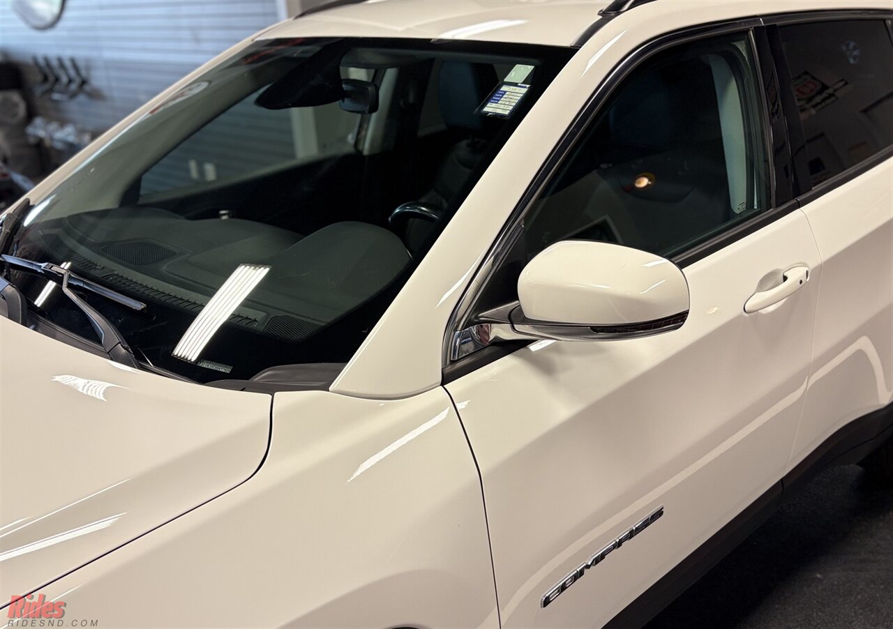 2019 Jeep Compass Limited   - Photo 6 - Bismarck, ND 58503