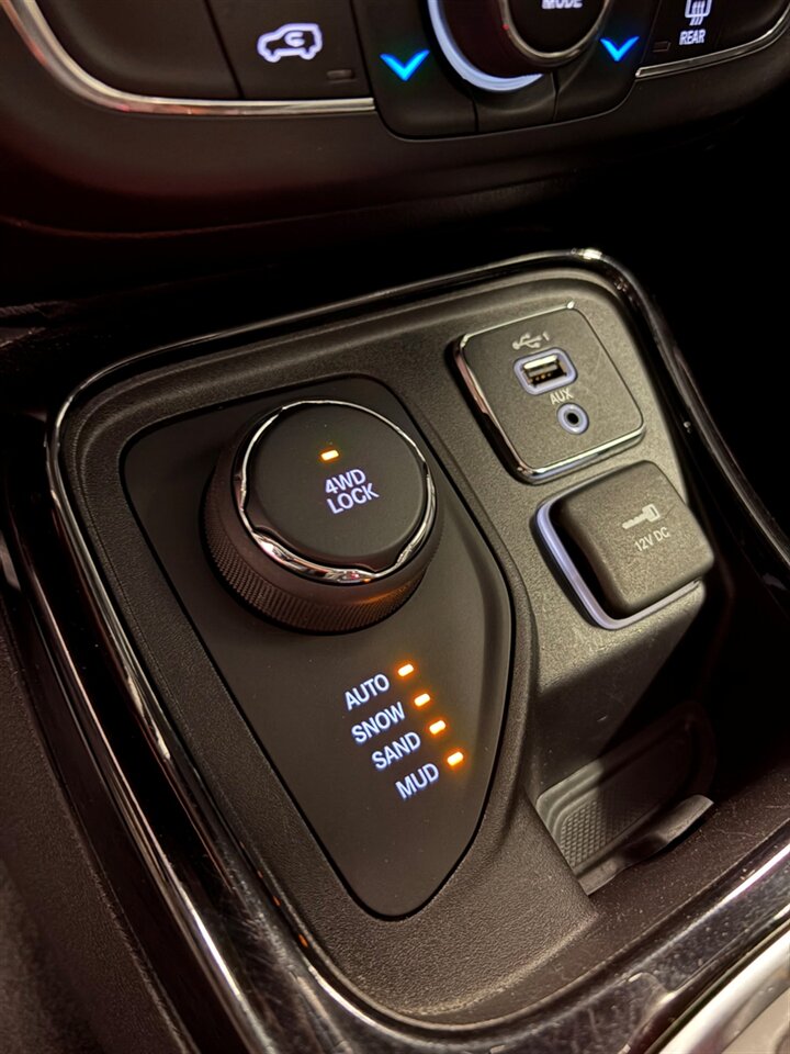 2019 Jeep Compass Limited   - Photo 12 - Bismarck, ND 58503