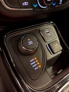 2019 Jeep Compass Limited   - Photo 12 - Bismarck, ND 58503