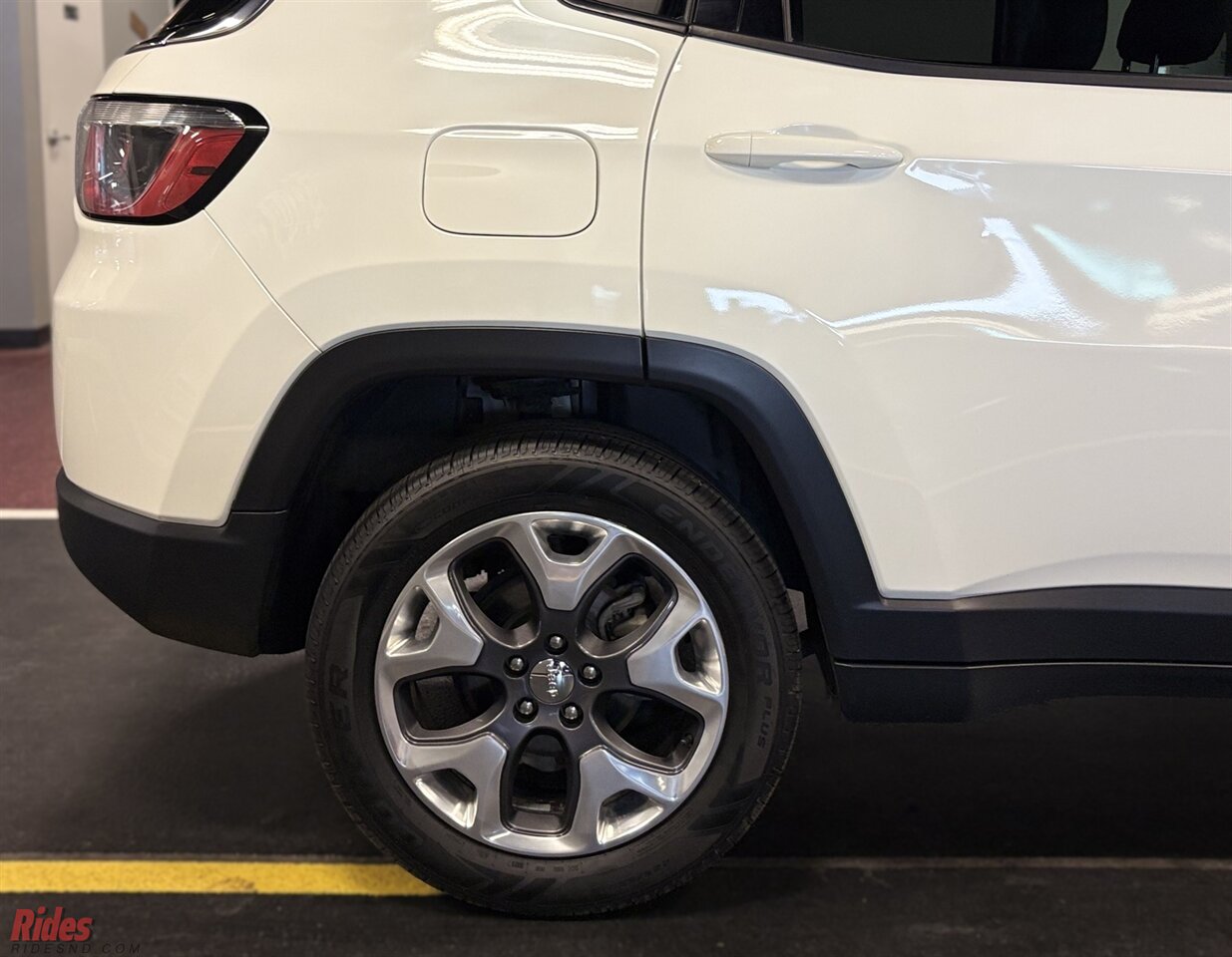 2019 Jeep Compass Limited   - Photo 26 - Bismarck, ND 58503