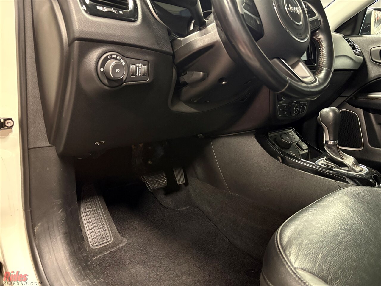 2019 Jeep Compass Limited   - Photo 47 - Bismarck, ND 58503