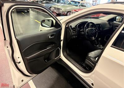 2019 Jeep Compass Limited   - Photo 8 - Bismarck, ND 58503