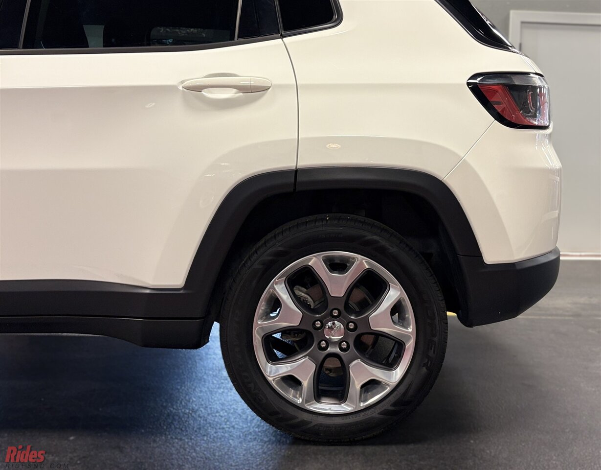2019 Jeep Compass Limited   - Photo 16 - Bismarck, ND 58503