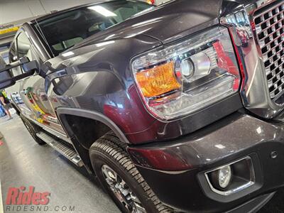 2015 GMC Sierra 2500 Denali   - Photo 15 - Bismarck, ND 58503