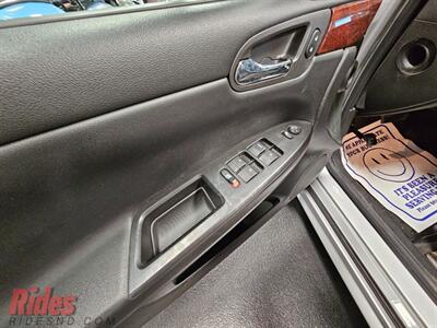2009 Chevrolet Impala LT   - Photo 22 - Bismarck, ND 58503