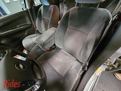 2009 Chevrolet Impala LT   - Photo 25 - Bismarck, ND 58503
