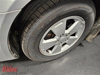 2009 Chevrolet Impala LT   - Photo 4 - Bismarck, ND 58503