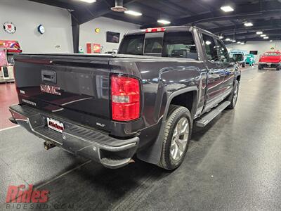 2015 GMC Sierra 1500 SLT   - Photo 11 - Bismarck, ND 58503