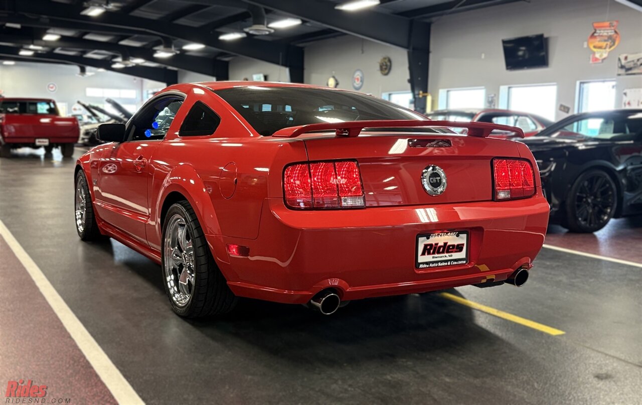 2006 Ford Mustang GT Premium   - Photo 16 - Bismarck, ND 58503