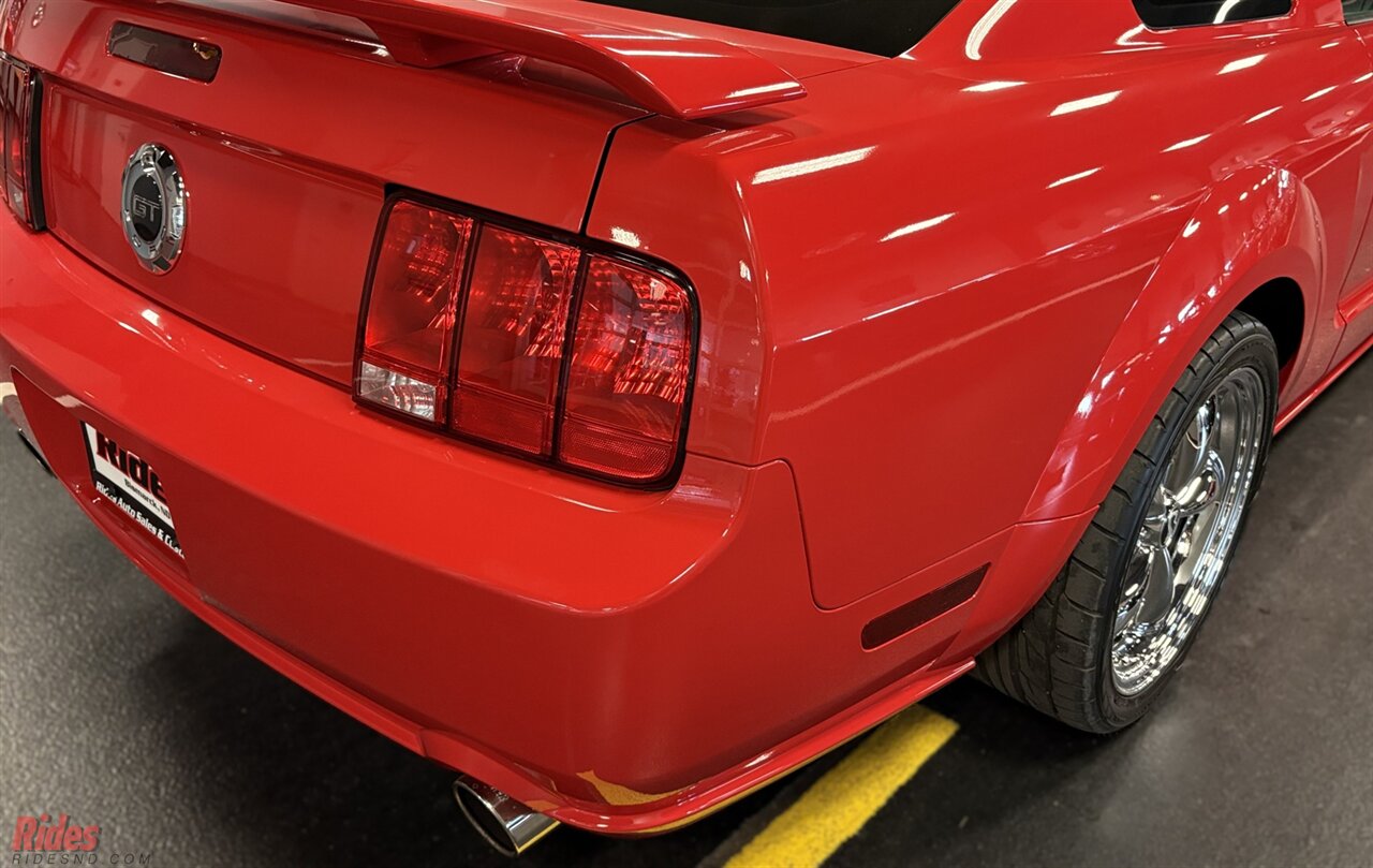 2006 Ford Mustang GT Premium   - Photo 24 - Bismarck, ND 58503