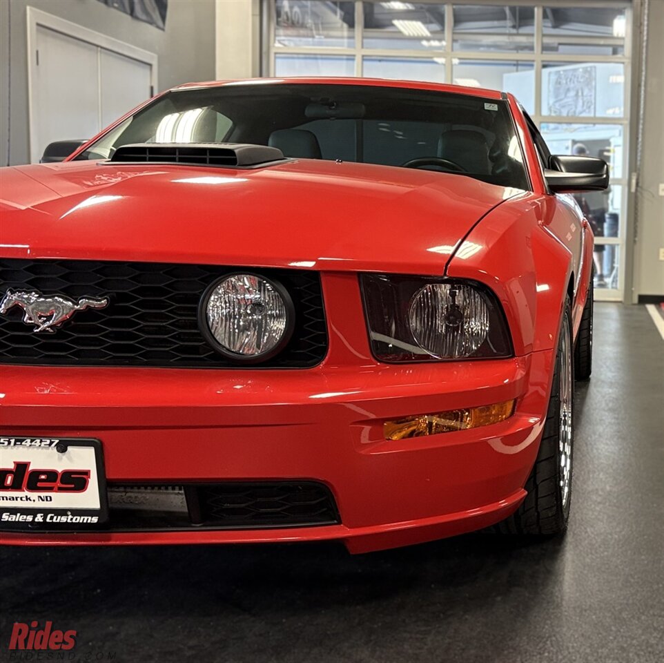 2006 Ford Mustang GT Premium   - Photo 3 - Bismarck, ND 58503