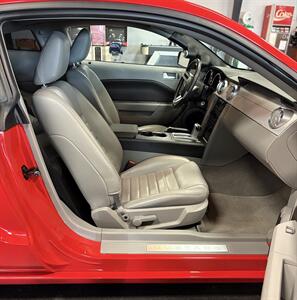 2006 Ford Mustang GT Premium   - Photo 29 - Bismarck, ND 58503