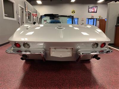 1966 Chevrolet Corvette   - Photo 10 - Bismarck, ND 58503