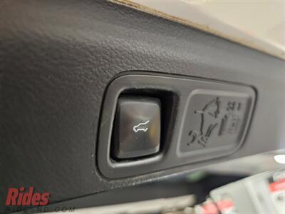 2018 Ford Expedition MAX XLT   - Photo 19 - Bismarck, ND 58503