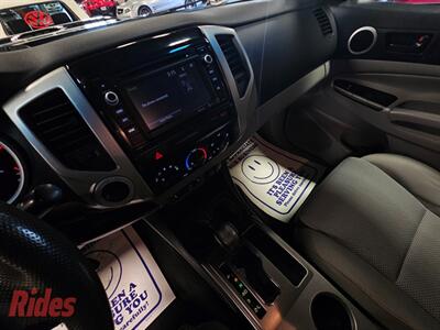 2015 Toyota Tacoma V6   - Photo 36 - Bismarck, ND 58503