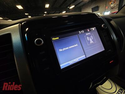 2015 Toyota Tacoma V6   - Photo 39 - Bismarck, ND 58503