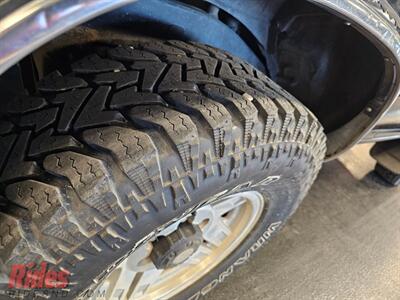 1993 Toyota 4Runner SR5 V6   - Photo 11 - Bismarck, ND 58503
