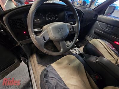 1993 Toyota 4Runner SR5 V6   - Photo 26 - Bismarck, ND 58503