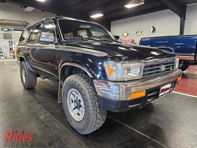 1993 Toyota 4Runner SR5 V6   - Photo 13 - Bismarck, ND 58503