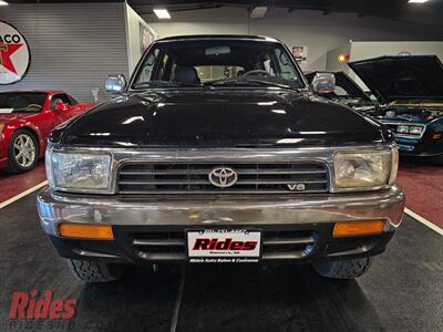1993 Toyota 4Runner SR5 V6   - Photo 17 - Bismarck, ND 58503