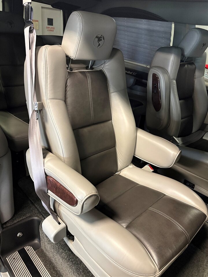 2017 GMC Savana 2500   - Photo 30 - Bismarck, ND 58503