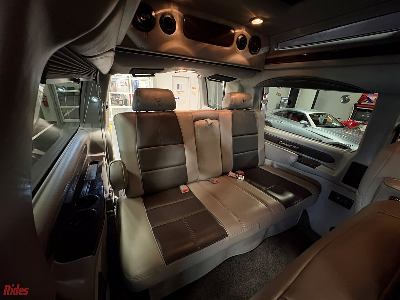 2017 GMC Savana 2500   - Photo 33 - Bismarck, ND 58503