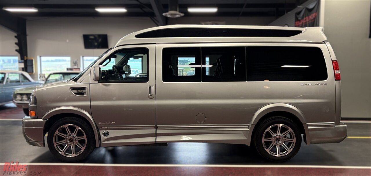 2017 GMC Savana 2500   - Photo 5 - Bismarck, ND 58503