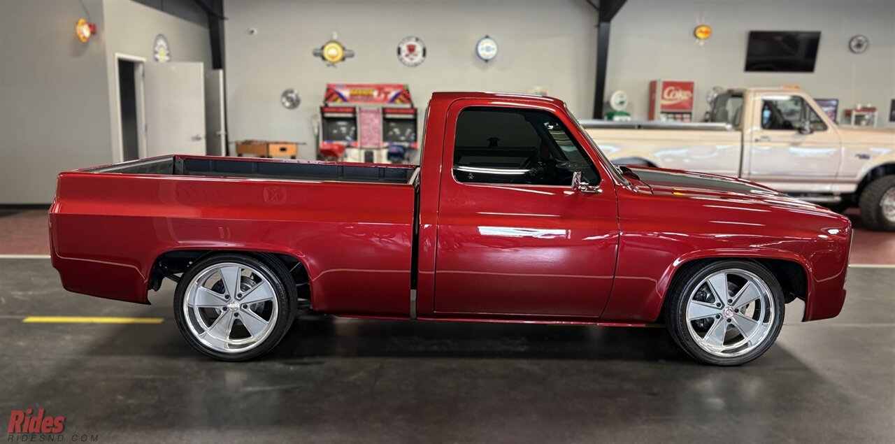1986 Chevrolet C10 Silverado Restomod   - Photo 21 - Bismarck, ND 58503