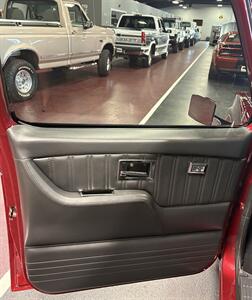 1986 Chevrolet C10 Silverado Restomod   - Photo 11 - Bismarck, ND 58503